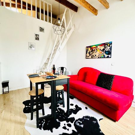 Apartment Direct Views Of Eiffel Tower & Sacre-Coeur From Mezzanine - 10 Mins To Paris Center Exterior photo
